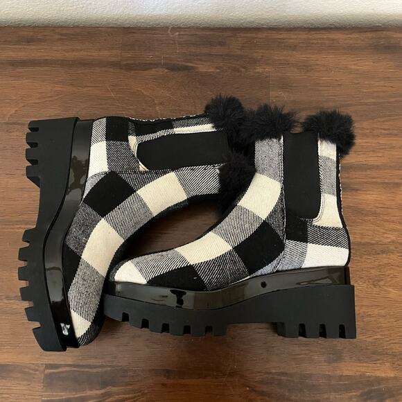 New DKNY Chelsea Black Bax Bootie Wedge Faux Fur Almond Toe Plaid Print - Picture 5 of 12